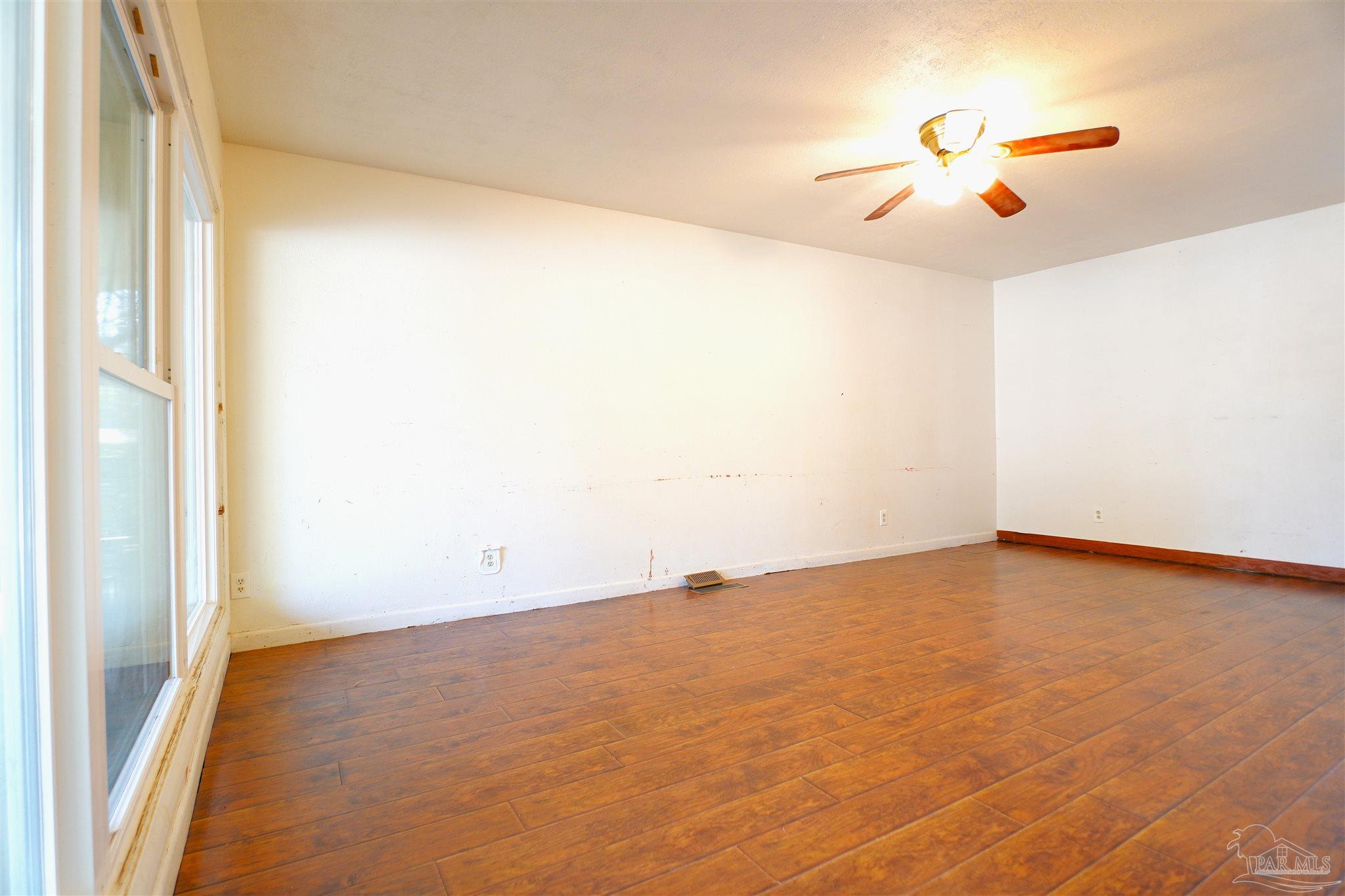 3495 Rothschild Drive Pensacola, FL 32503 - Photo 17 of 37