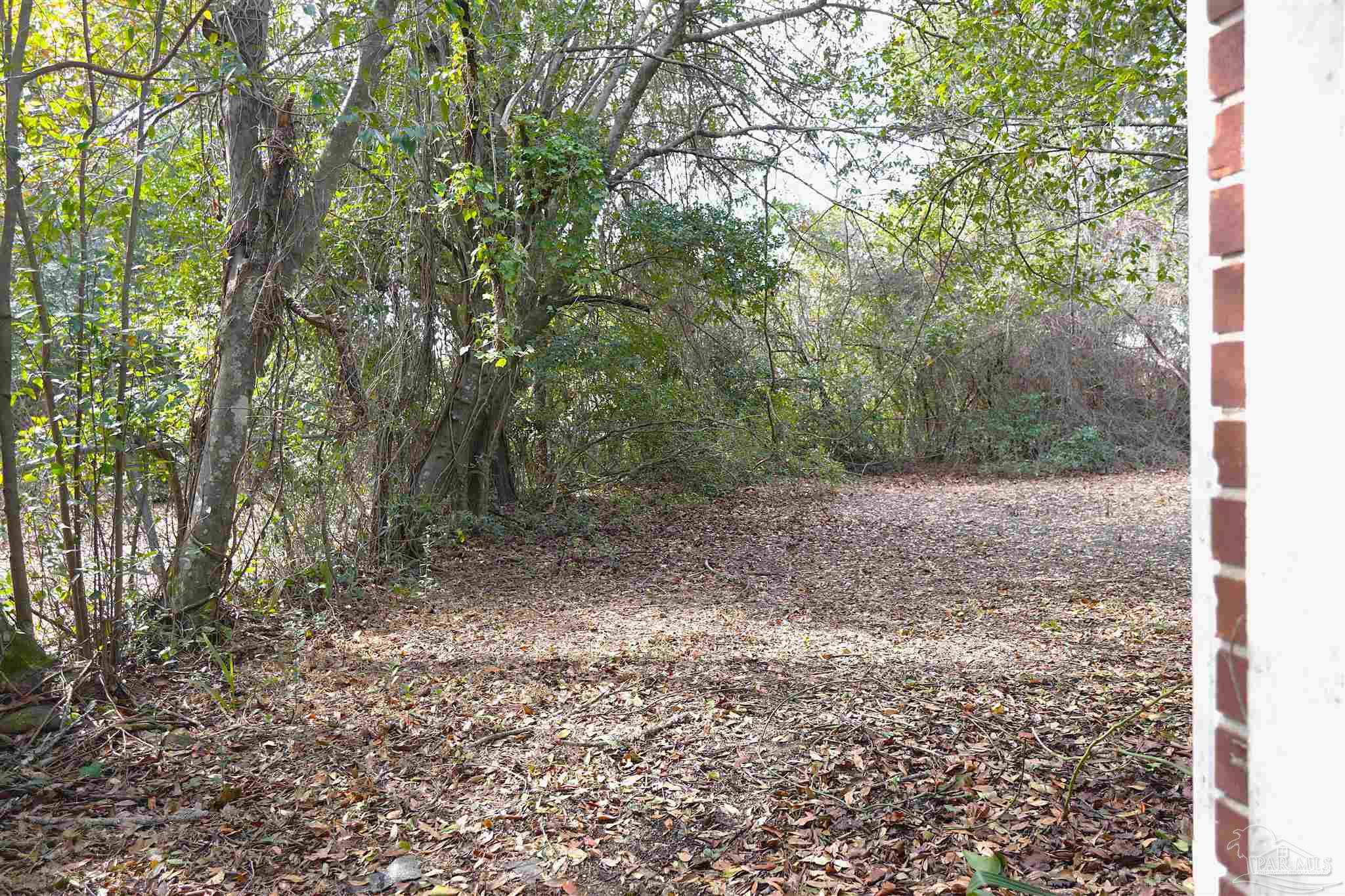 3495 Rothschild Drive Pensacola, FL 32503 - Photo 4 of 37