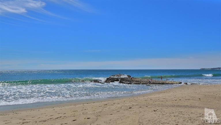 25236 Malibu Road Malibu, CA 90265 - Photo 13 of 33 a view of beach and ocean