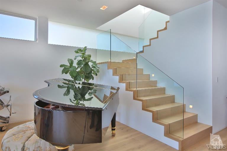 25236 Malibu Road Malibu, CA 90265 - Photo 17 of 33 a view of entryway with wooden floor