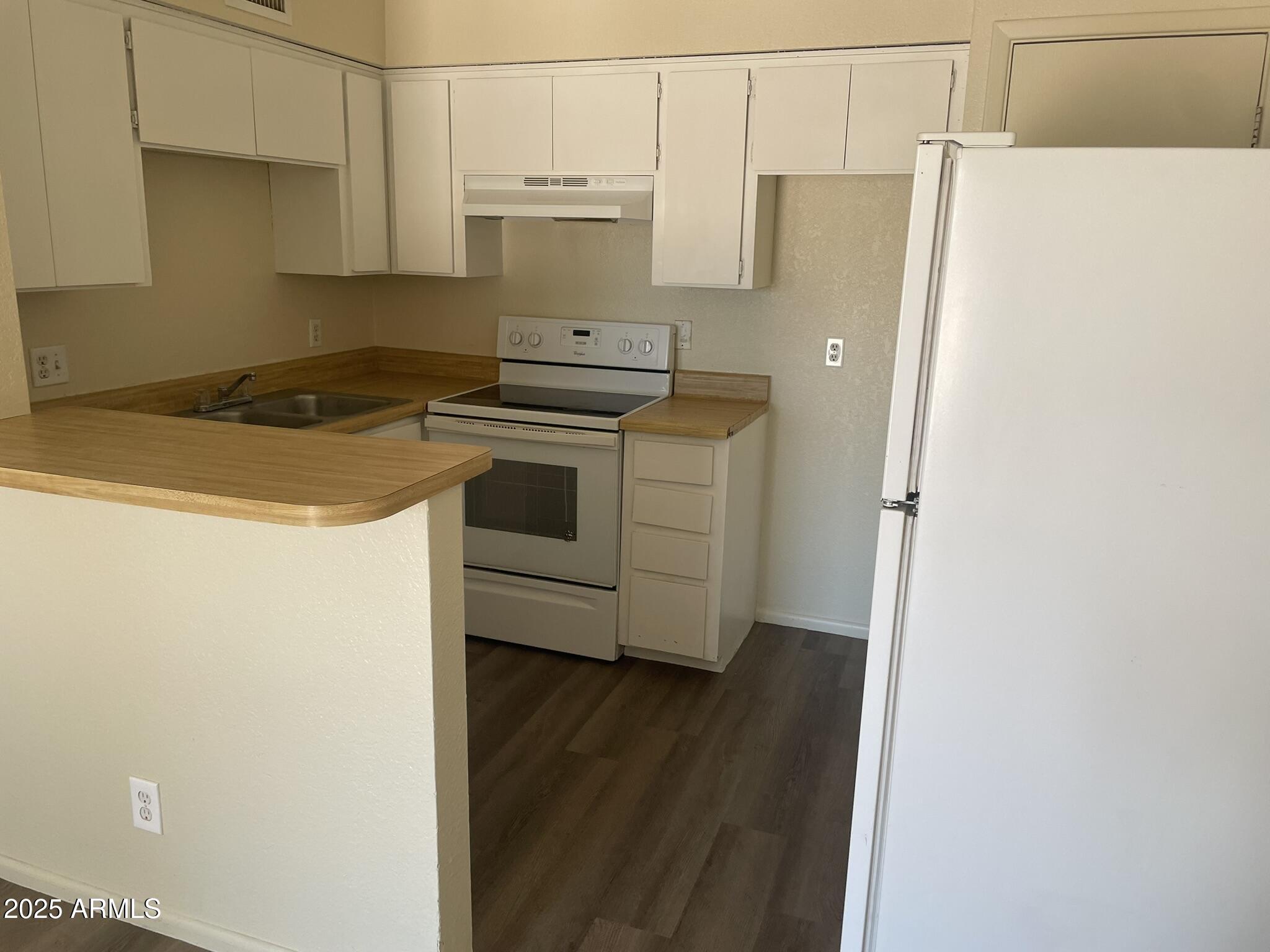 461 West 16th Avenue, Unit 3 Apache Junction, AZ 85120 - Photo 3 of 10 IMG_0759