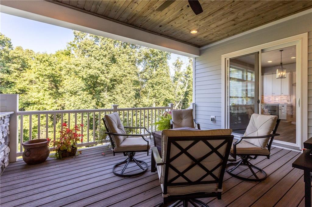 2010 Cherry Road Gibsonia, PA 15044 - Photo 24 of 25