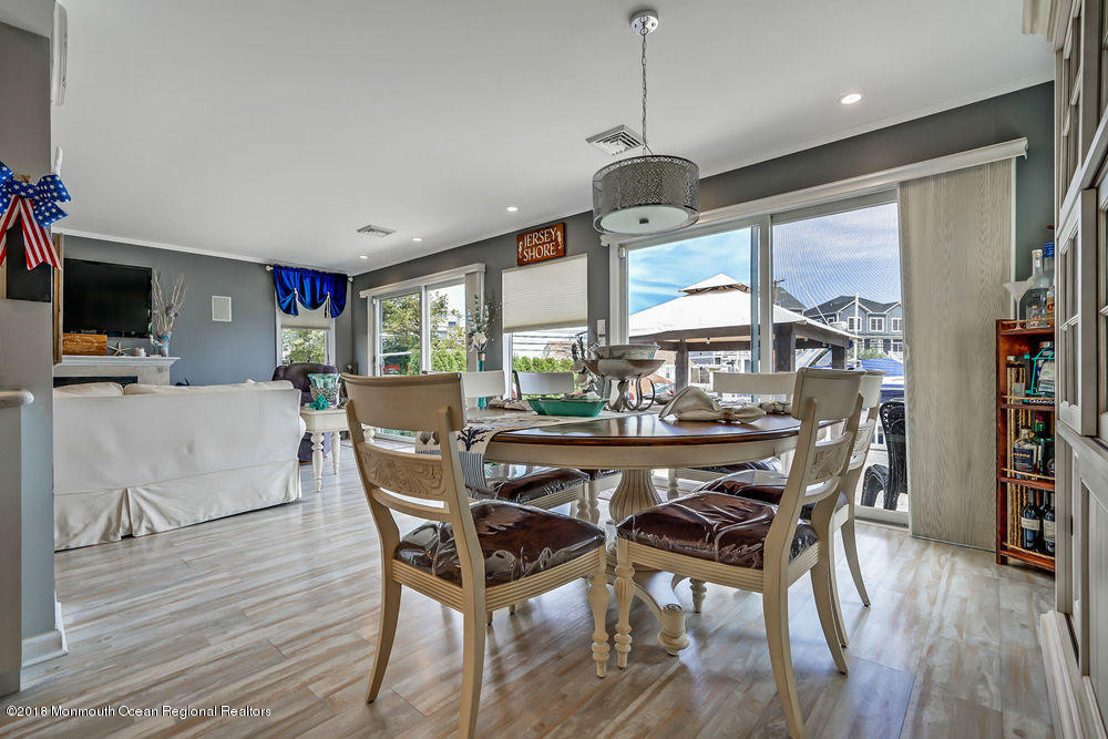 45 Neptune Road Toms River, NJ 08753 - Photo 7 of 26 dsc01504-dsc01508
