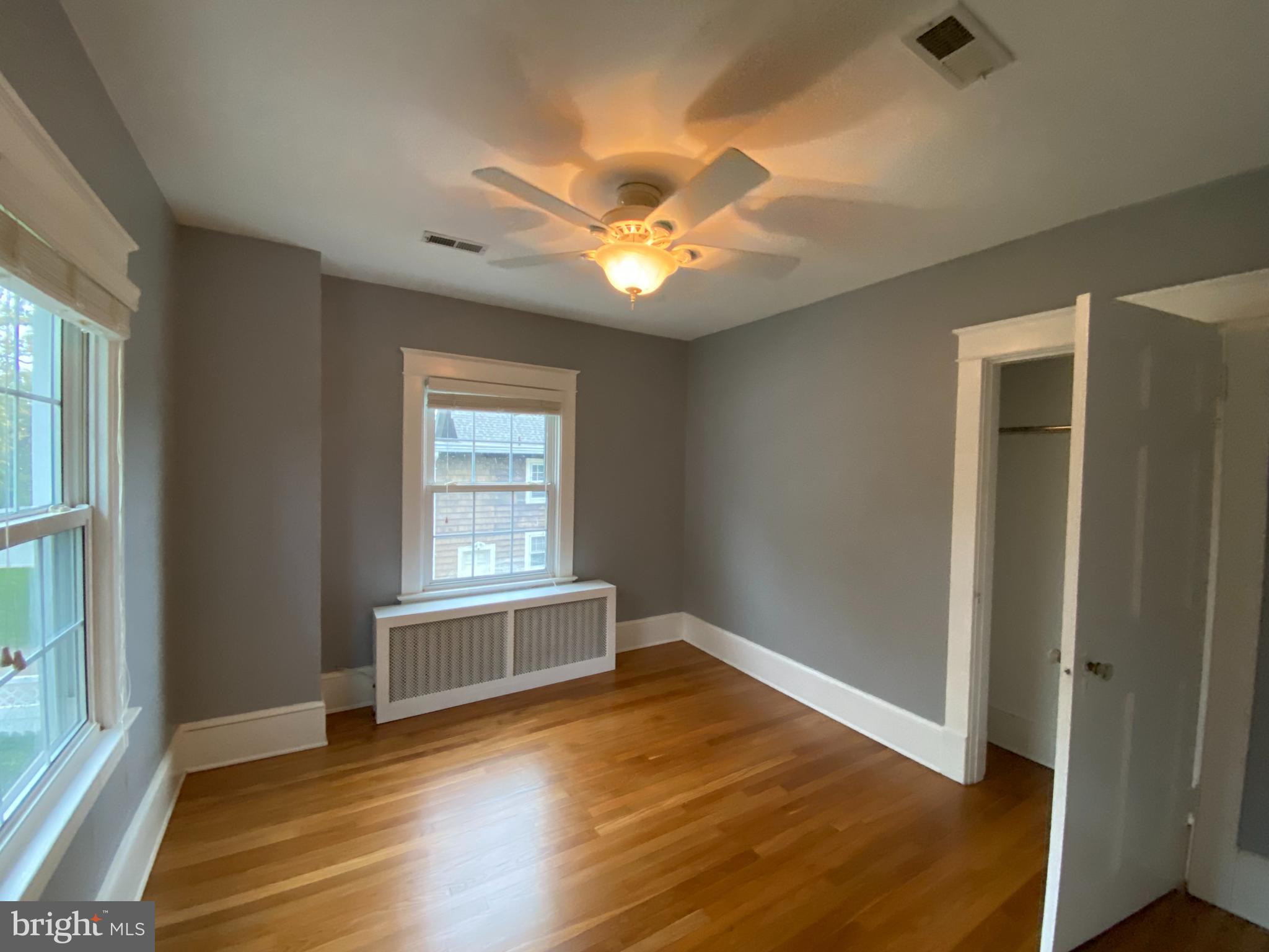 1407 North Glebe Road Arlington, VA 22207 - Photo 20 of 29 Bedroom 3