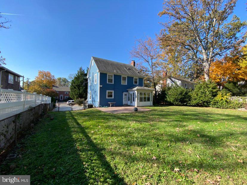 1407 North Glebe Road Arlington, VA 22207 - Photo 3 of 29 Rear view with huge backyard
