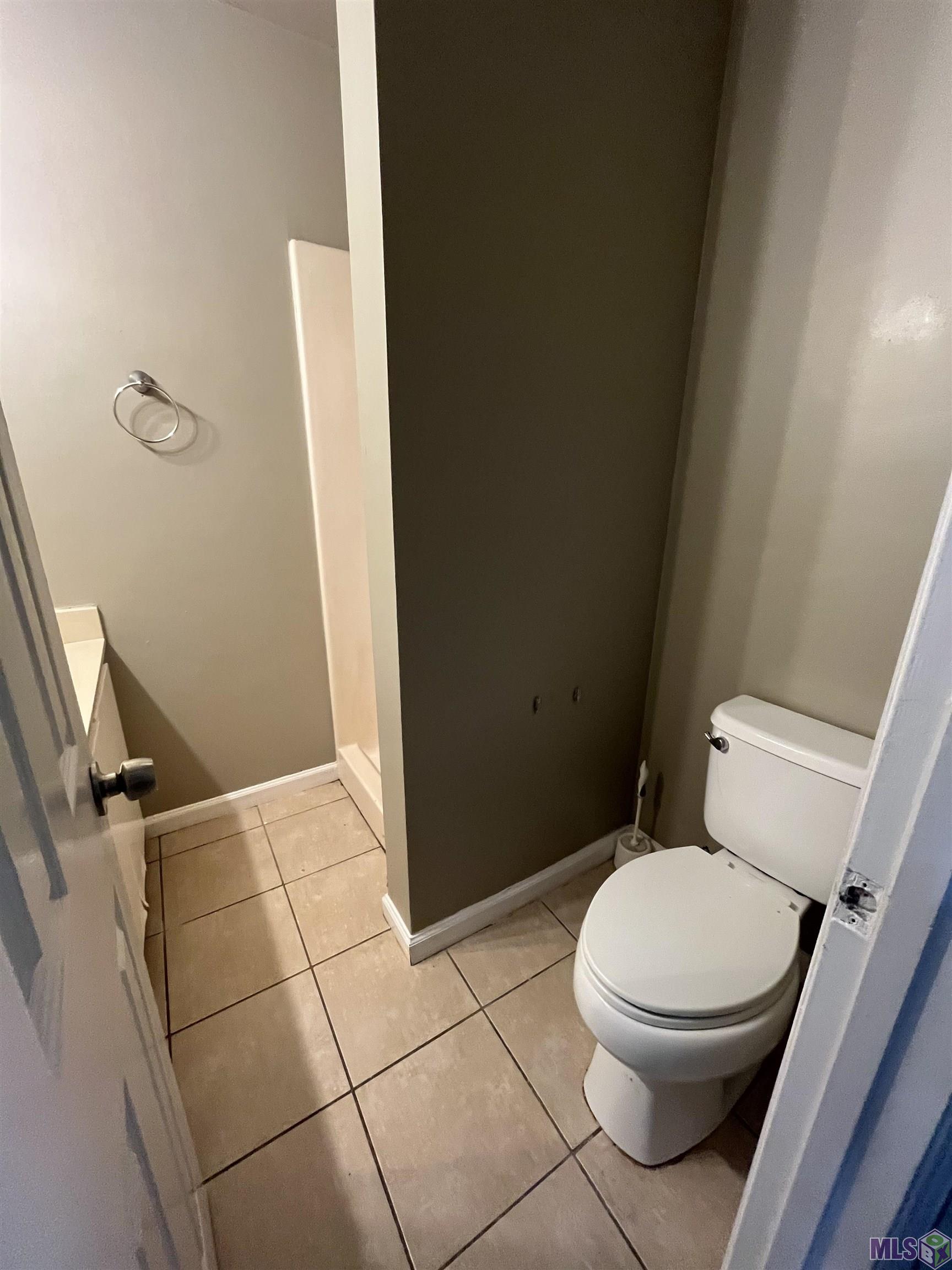 3421 D O'Neal Lane, Unit D Baton Rouge, LA 70816 - Photo 3 of 8