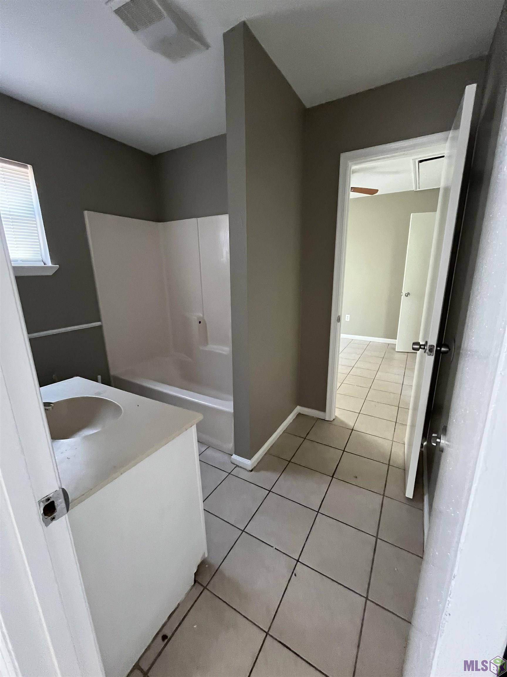 3421 D O'Neal Lane, Unit D Baton Rouge, LA 70816 - Photo 6 of 8