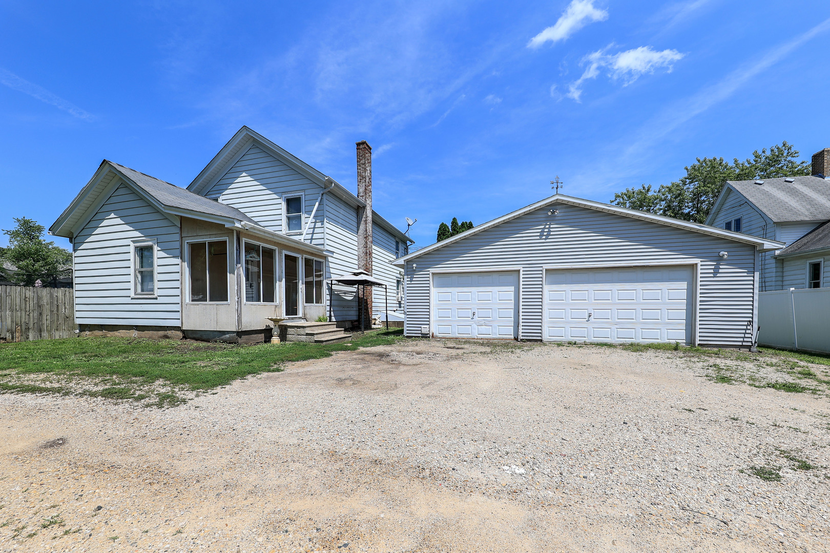 115 North Main Street Seneca, IL 61360 - Photo 2 of 17 a view of a house with a yard