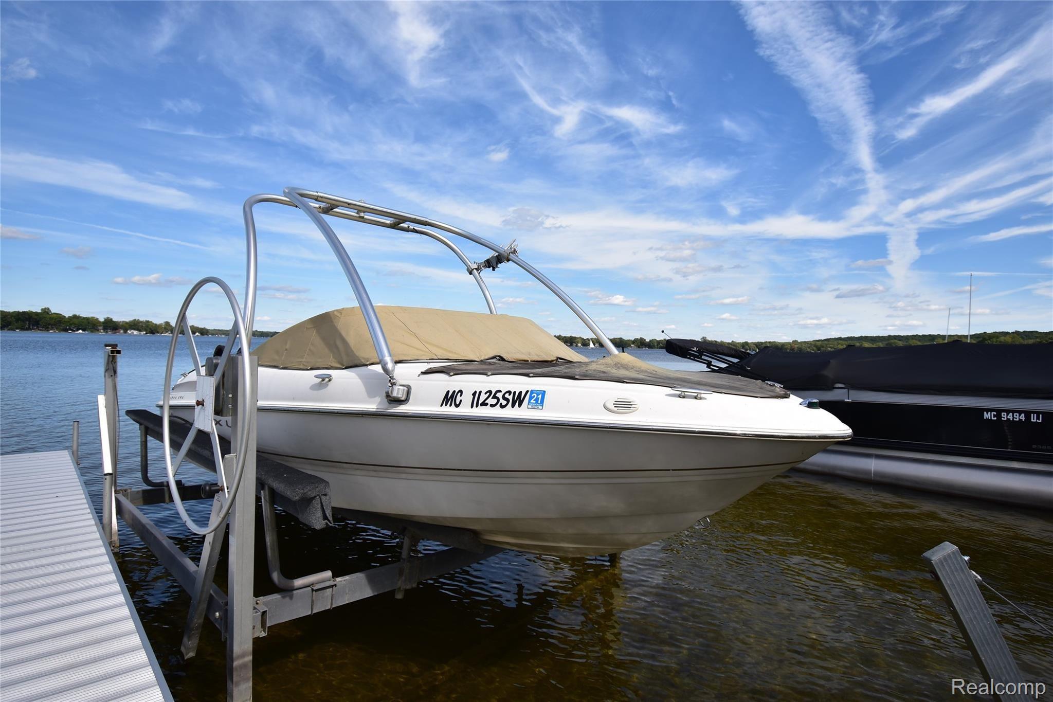 9246 Dexter-Pinckney Road Pinckney, MI 48169 - Photo 22 of 26 20 AVAILABLE BOAT.JPG