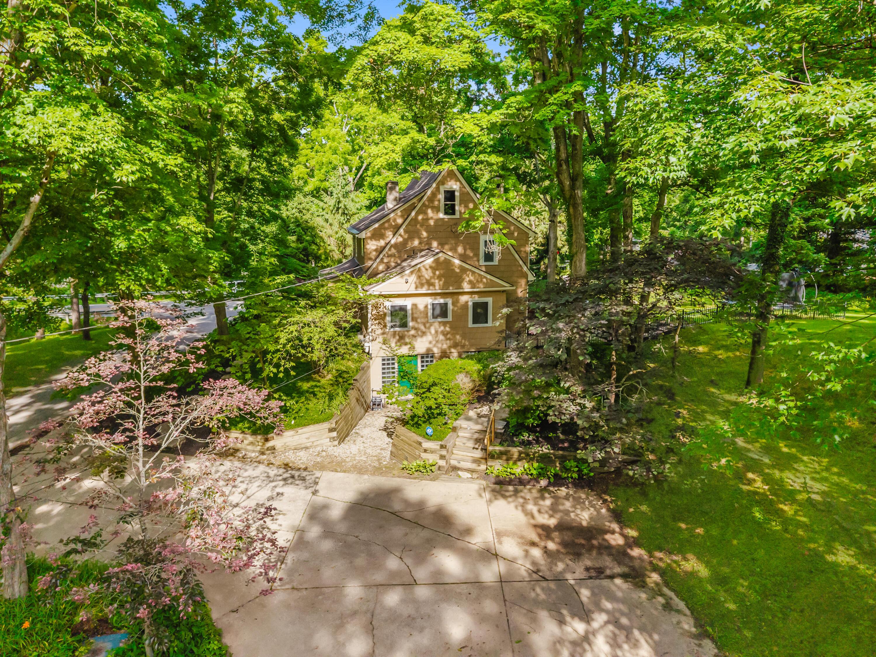 8289 Olentangy River Road Columbus, OH 43235 - Photo 66 of 71