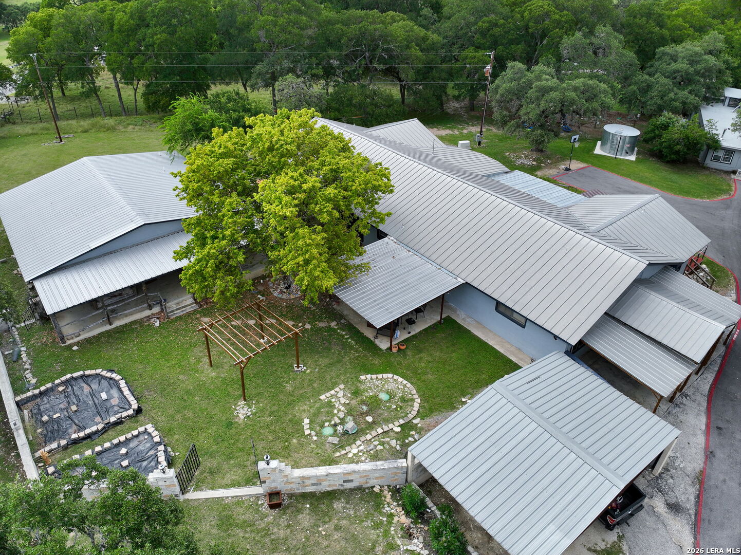 319 Los Indios Ranch Road Boerne, TX 78006 - Photo 2 of 50 Gallery Image 2