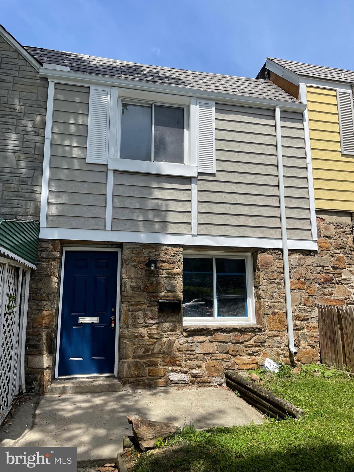 3718 8th Street Baltimore, MD 21225 - Photo 1 of 27 Front