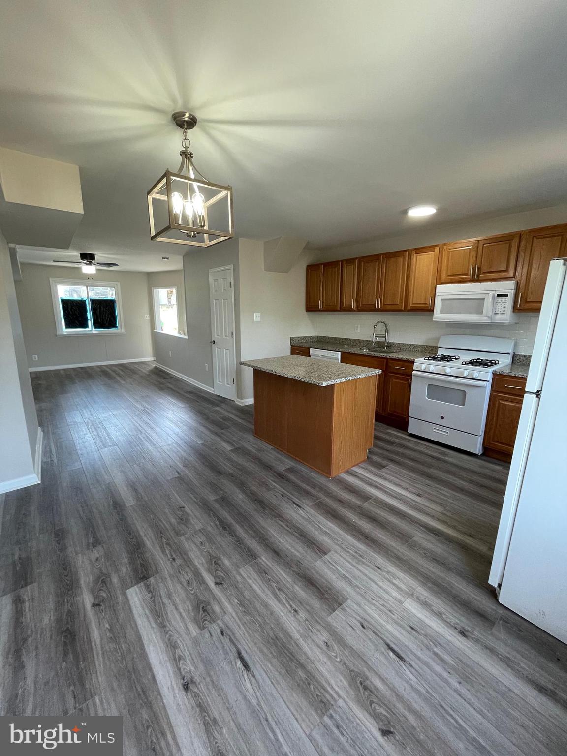 3718 8th Street Baltimore, MD 21225 - Photo 4 of 27 Dining Room