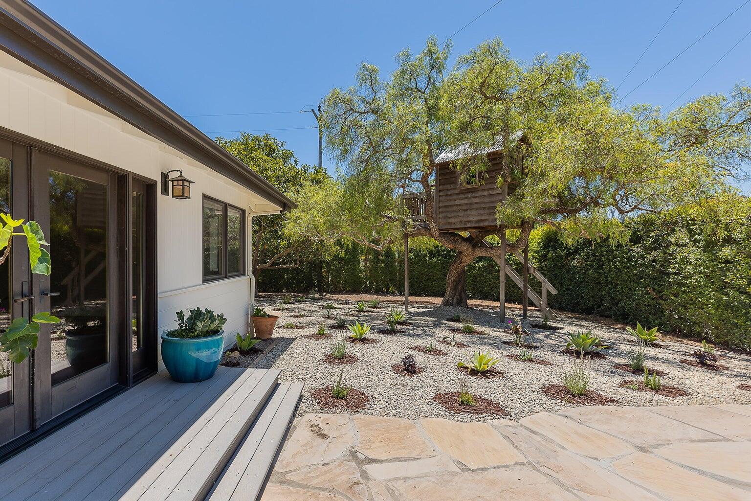 634 Chelham Way Montecito, CA 93108 - Photo 2 of 24 Side-Front