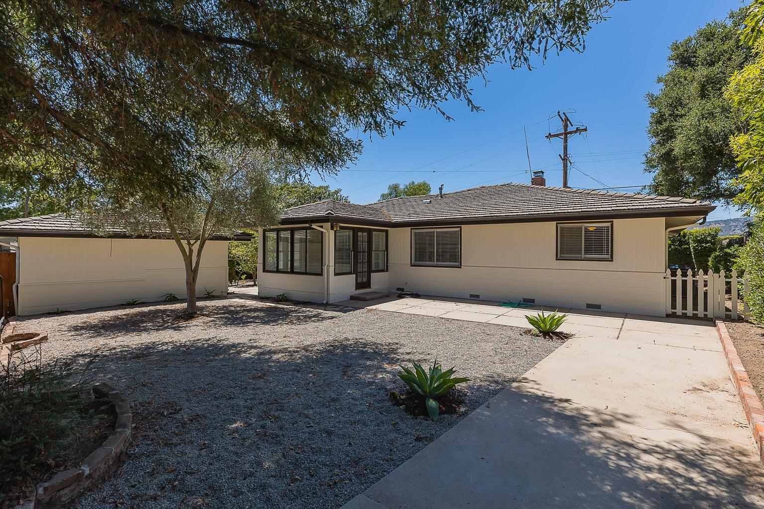 634 Chelham Way Montecito, CA 93108 - Photo 21 of 24 Backyard