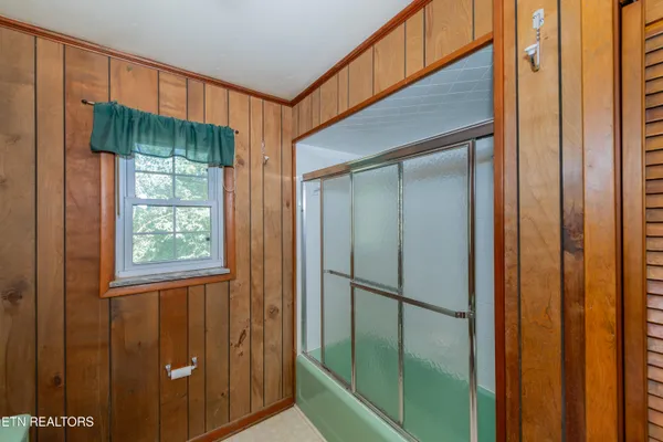 $239,900 | 214 Woodland Drive, Kingston, TN 37763