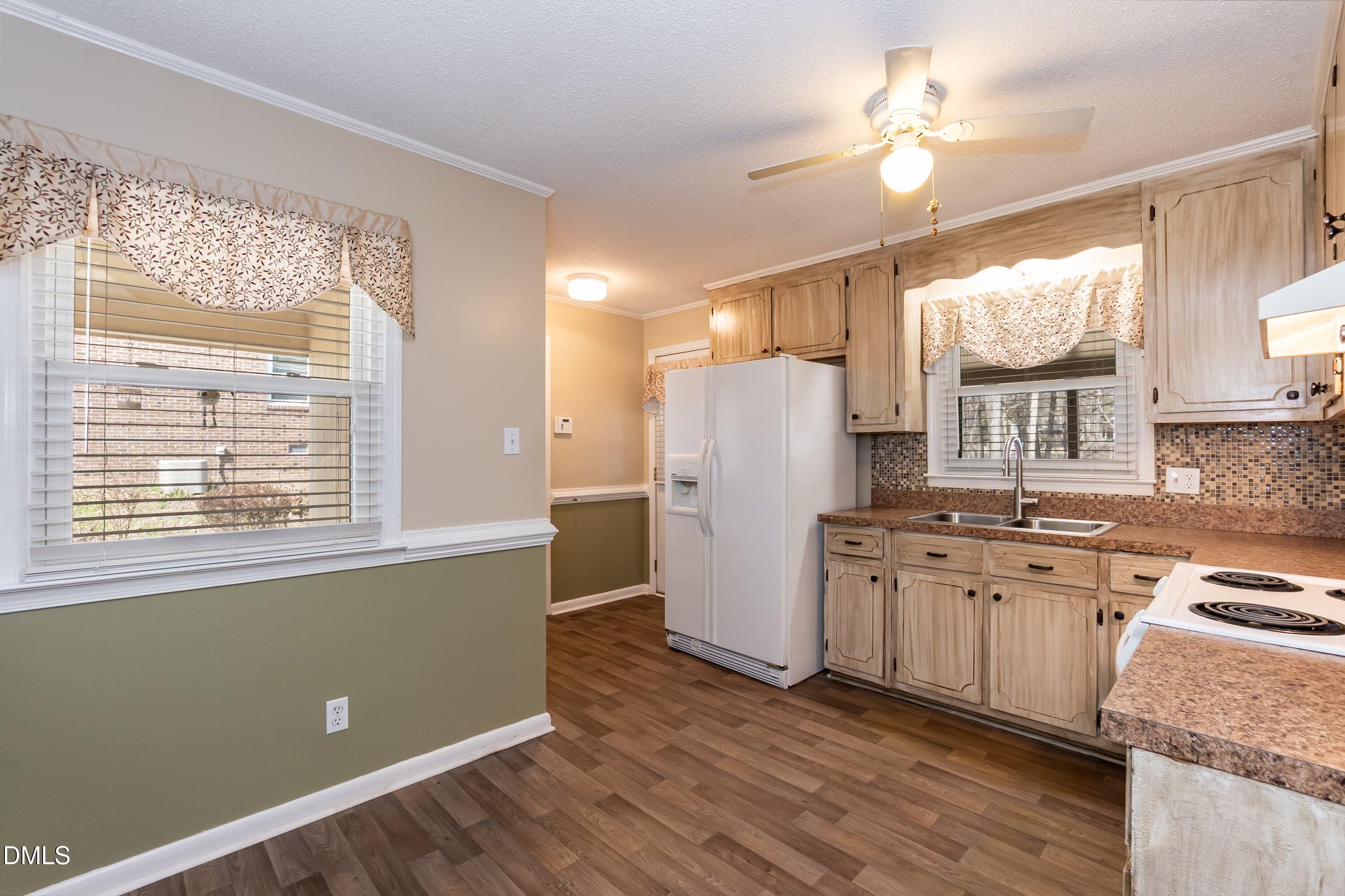 4009 Fiesta Road Durham, NC 27703 - Photo 10 of 37 Kitchen 01