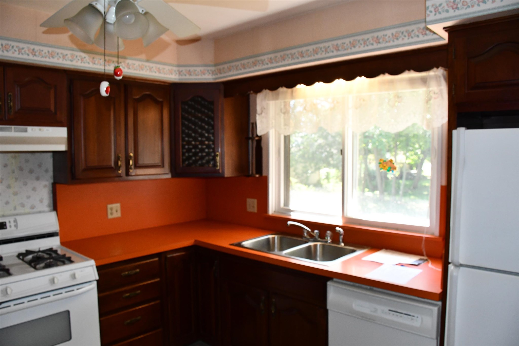 310 Hoover Road Elkhart, IN 46514 - Photo 3 of 23 Gallery Image 3