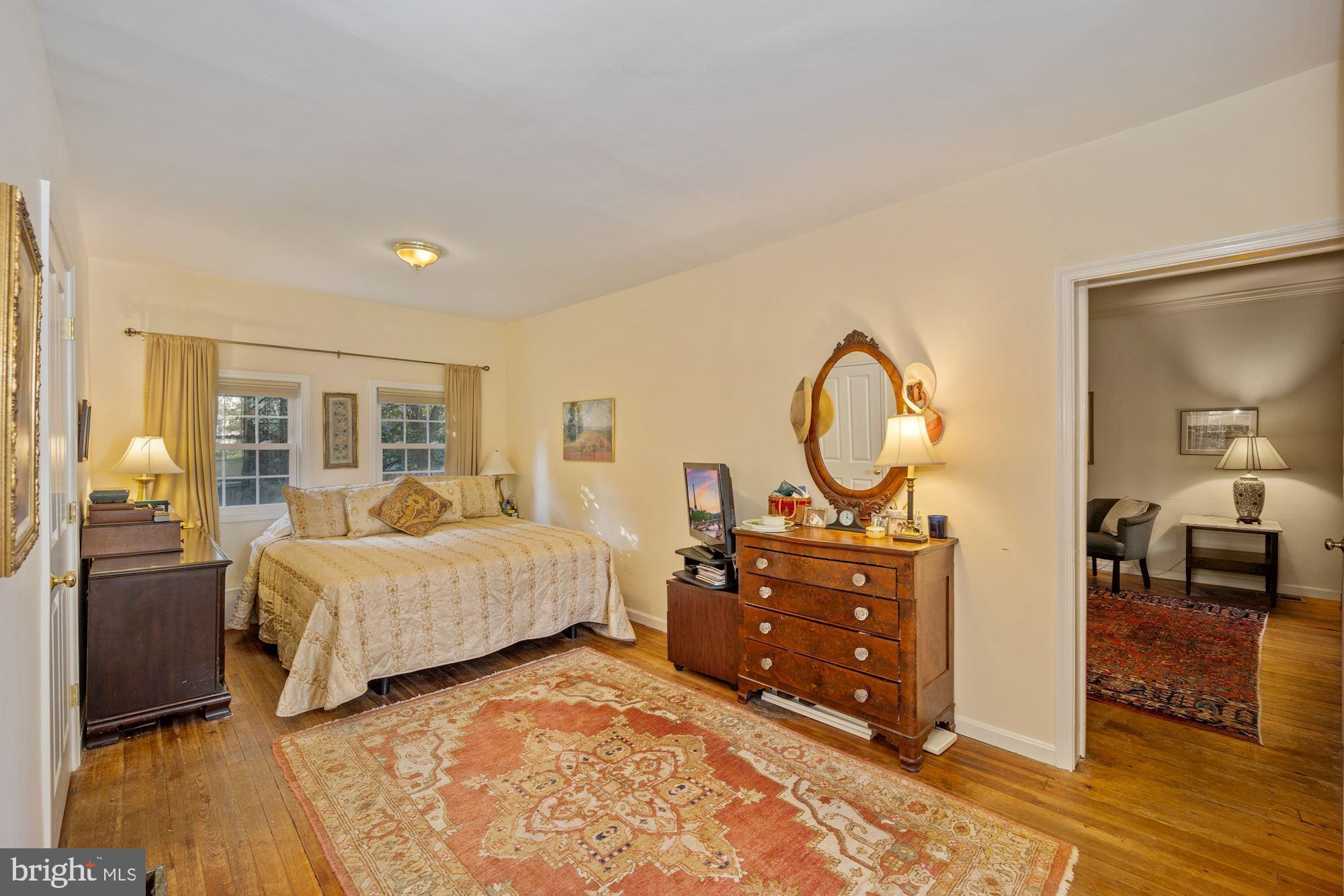 4302 Locust Lane Bethesda, MD 20816 - Photo 14 of 28 Owner's suite is large & on main floor