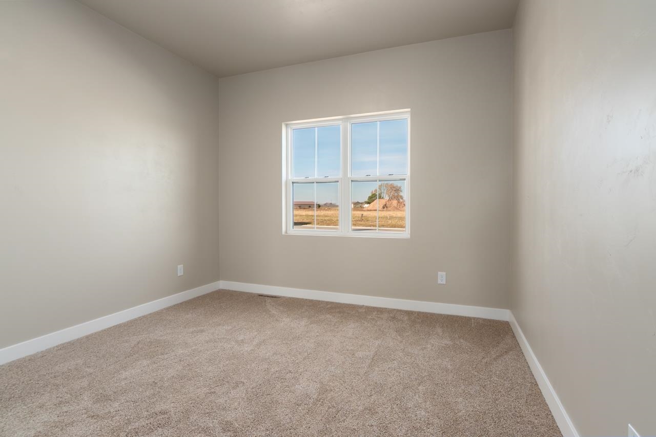 1468 Divinity Drive De Pere, WI 54115 - Photo 27 of 47