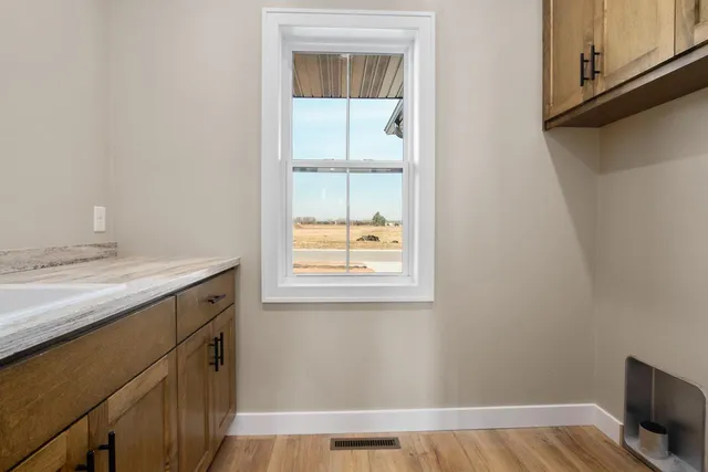 $469,900 | 1468 Divinity Drive, De Pere, WI 54115