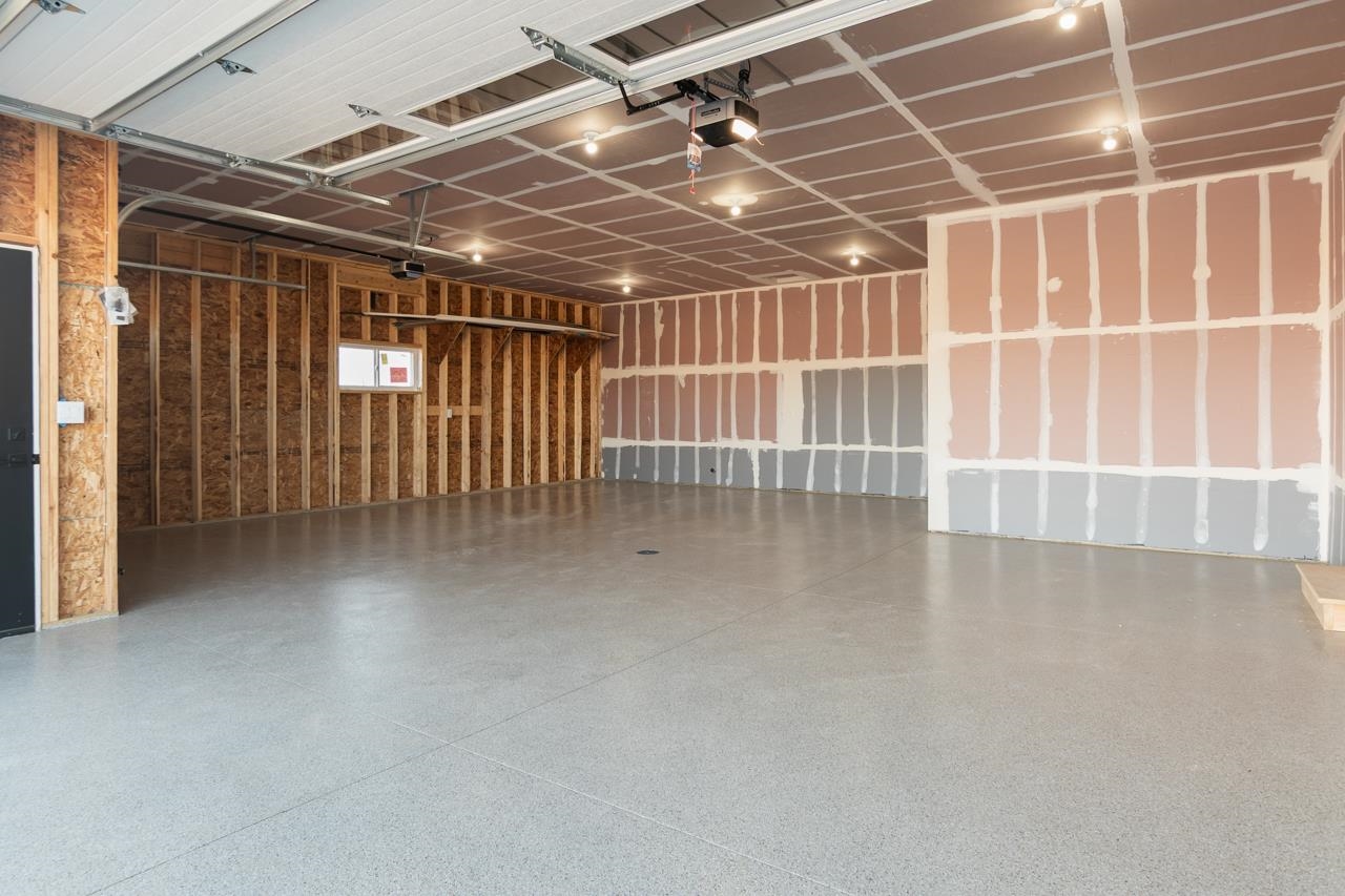 1468 Divinity Drive De Pere, WI 54115 - Photo 38 of 47