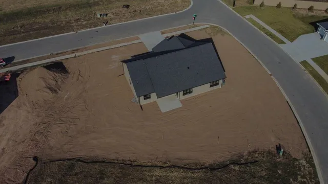 $469,900 | 1468 Divinity Drive, De Pere, WI 54115