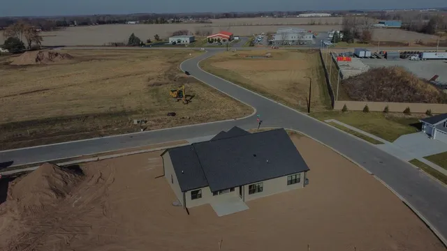 $469,900 | 1468 Divinity Drive, De Pere, WI 54115