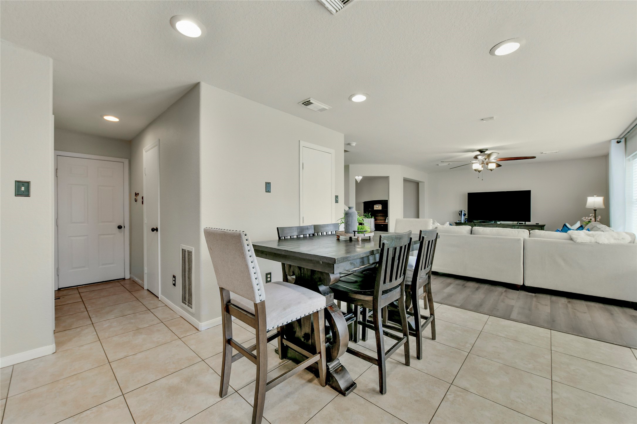 9310 Windy Spring Lane Houston, TX 77089 - Photo 14 of 27