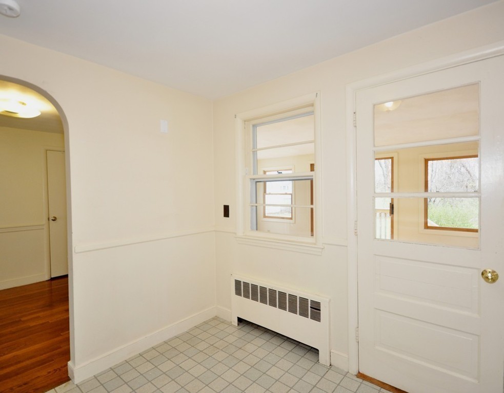 218 Virginia Road Concord, MA 01742 - Photo 5 of 14 Gallery Image 5