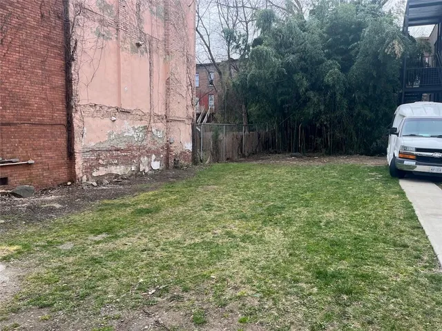 $115,000 | 35 Johnston Street, Newburgh, NY 12550