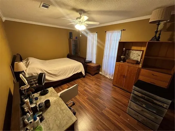 $275,000 | 408 West Hampton Drive, Pineville, LA 71360