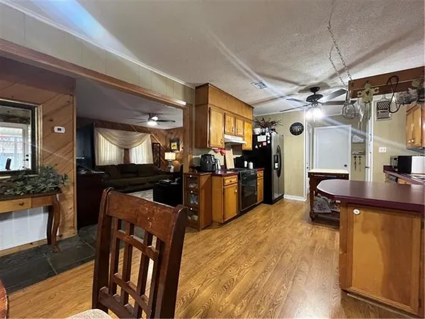 $275,000 | 408 West Hampton Drive, Pineville, LA 71360