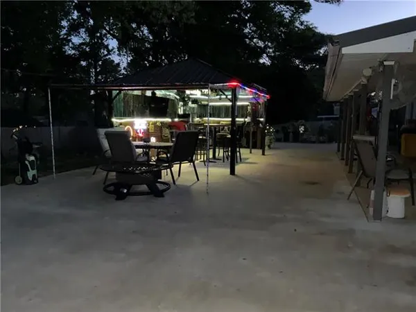 $275,000 | 408 West Hampton Drive, Pineville, LA 71360