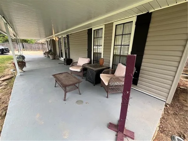 $275,000 | 408 West Hampton Drive, Pineville, LA 71360