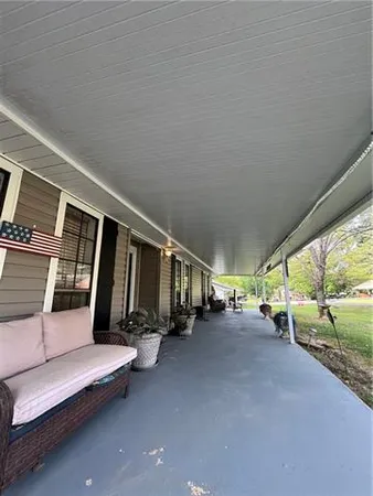 $275,000 | 408 West Hampton Drive, Pineville, LA 71360