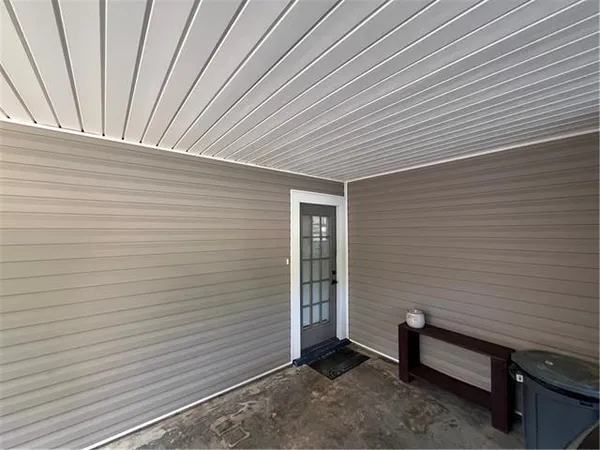 $275,000 | 408 West Hampton Drive, Pineville, LA 71360