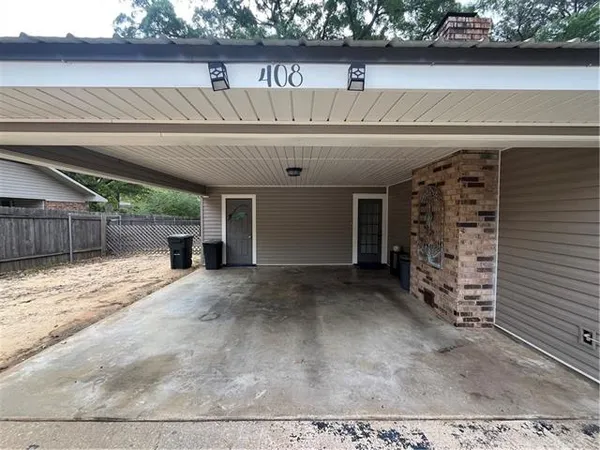 $275,000 | 408 West Hampton Drive, Pineville, LA 71360