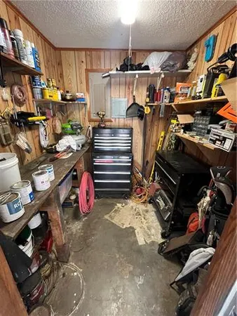 $275,000 | 408 West Hampton Drive, Pineville, LA 71360