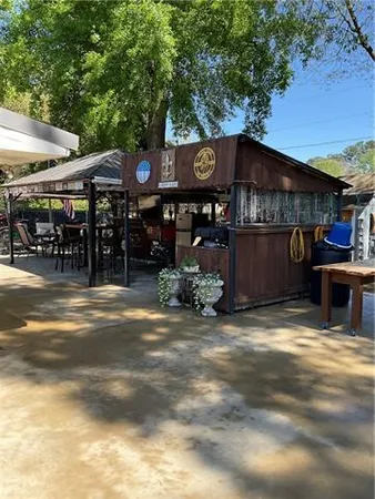 $275,000 | 408 West Hampton Drive, Pineville, LA 71360