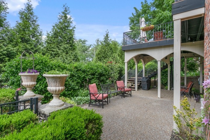 308 Monticello Road Franklin, TN 37064 - Photo 21 of 24 a view of a patio with chairs and plants