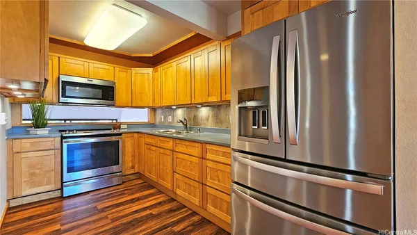 $4,000 | 6133 Summer Street, Unit 6133B, Honolulu, HI 96821