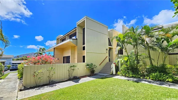 $4,000 | 6133 Summer Street, Unit 6133B, Honolulu, HI 96821