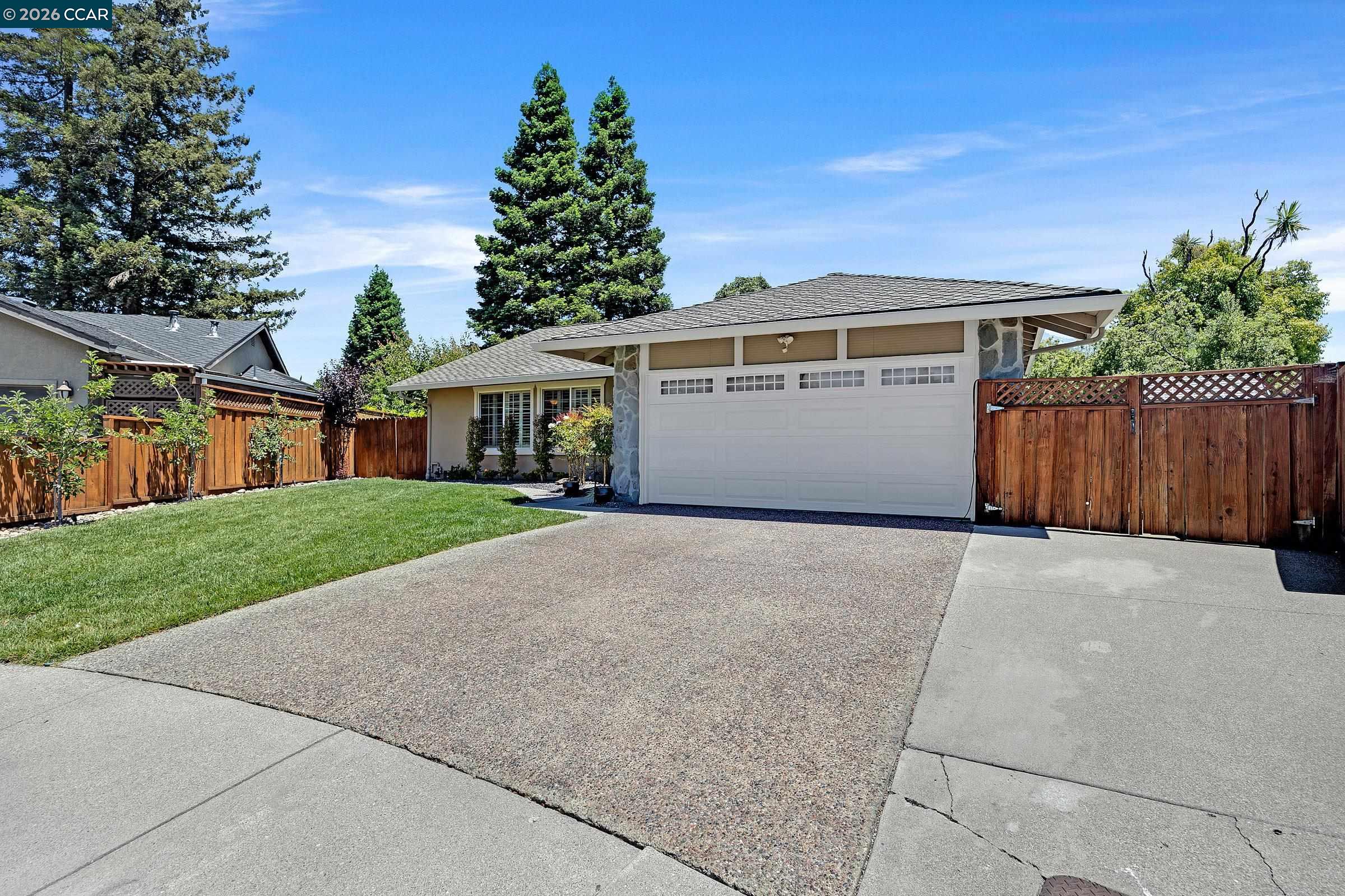 8 Bath Court San Ramon, CA 94583 - Photo 3 of 43