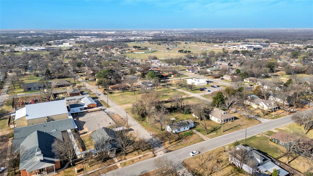 901 Johnson Street Terrell, TX 75160 - Photo 21 of 21 an aerial view of ocean and residential houses