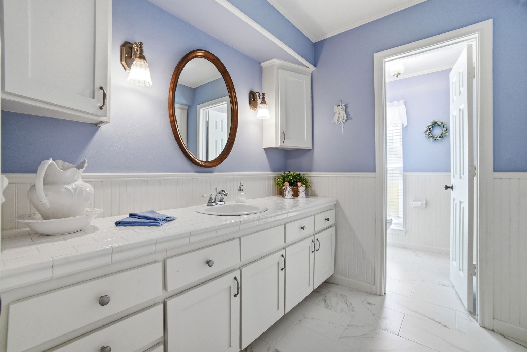218 Tree Trunk Drive Spring, TX 77388 - Photo 26 of 40 Guest bath.