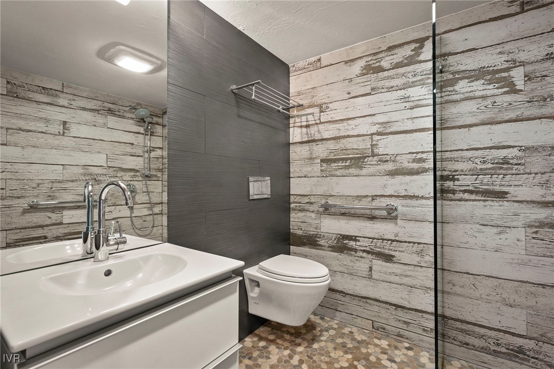 759 Judith Court Incline Village, NV 89451 - Photo 23 of 36 Guest suite bath