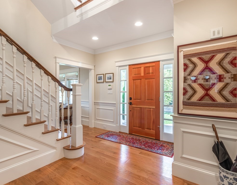 8 Blossom Street Lexington, MA 02421 - Photo 5 of 42 Gallery Image 5