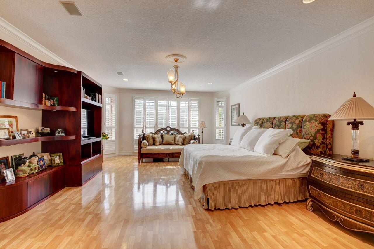 4634 Bocaire Boulevard Boca Raton, FL 33487 - Photo 46 of 63 DSC_0857_58_59_60_61