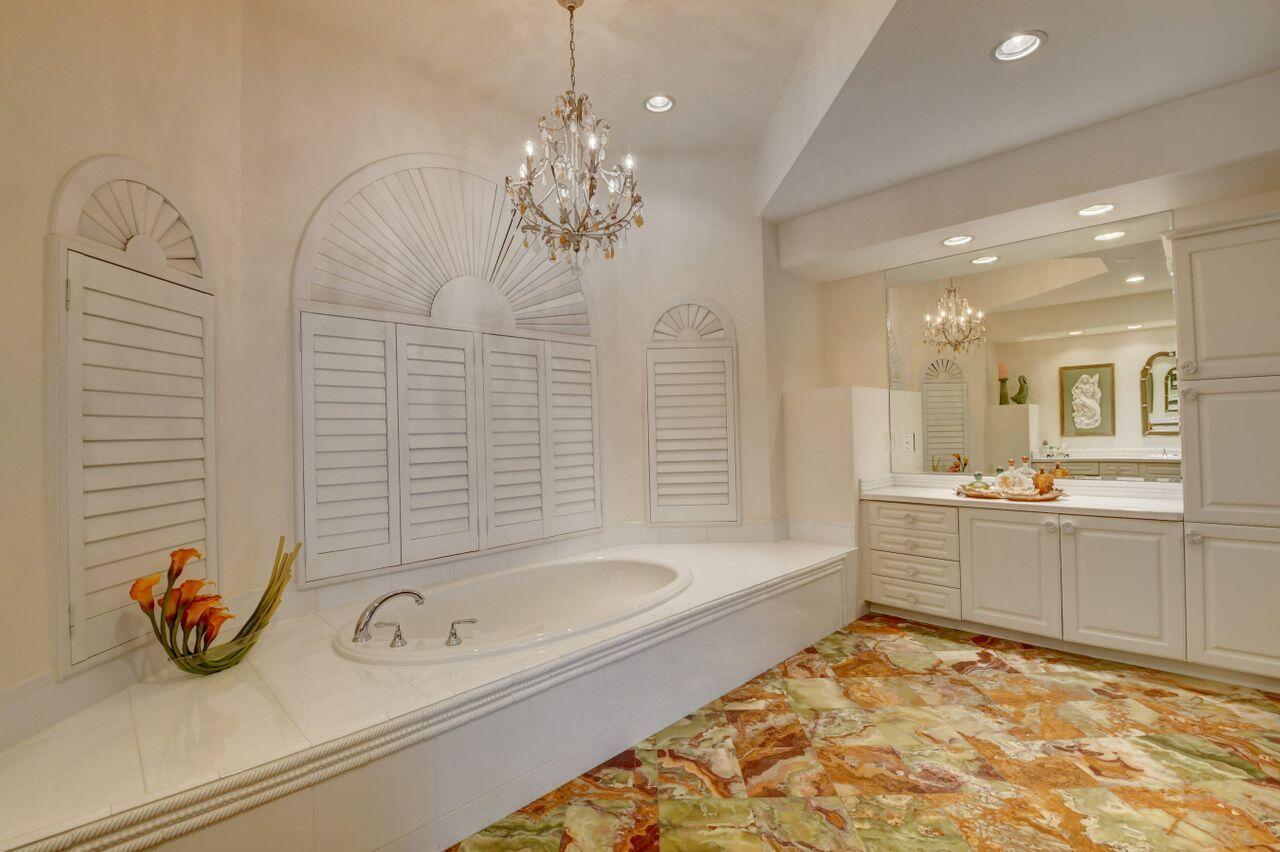 4634 Bocaire Boulevard Boca Raton, FL 33487 - Photo 50 of 63 DSC_0877_78_79_80_81